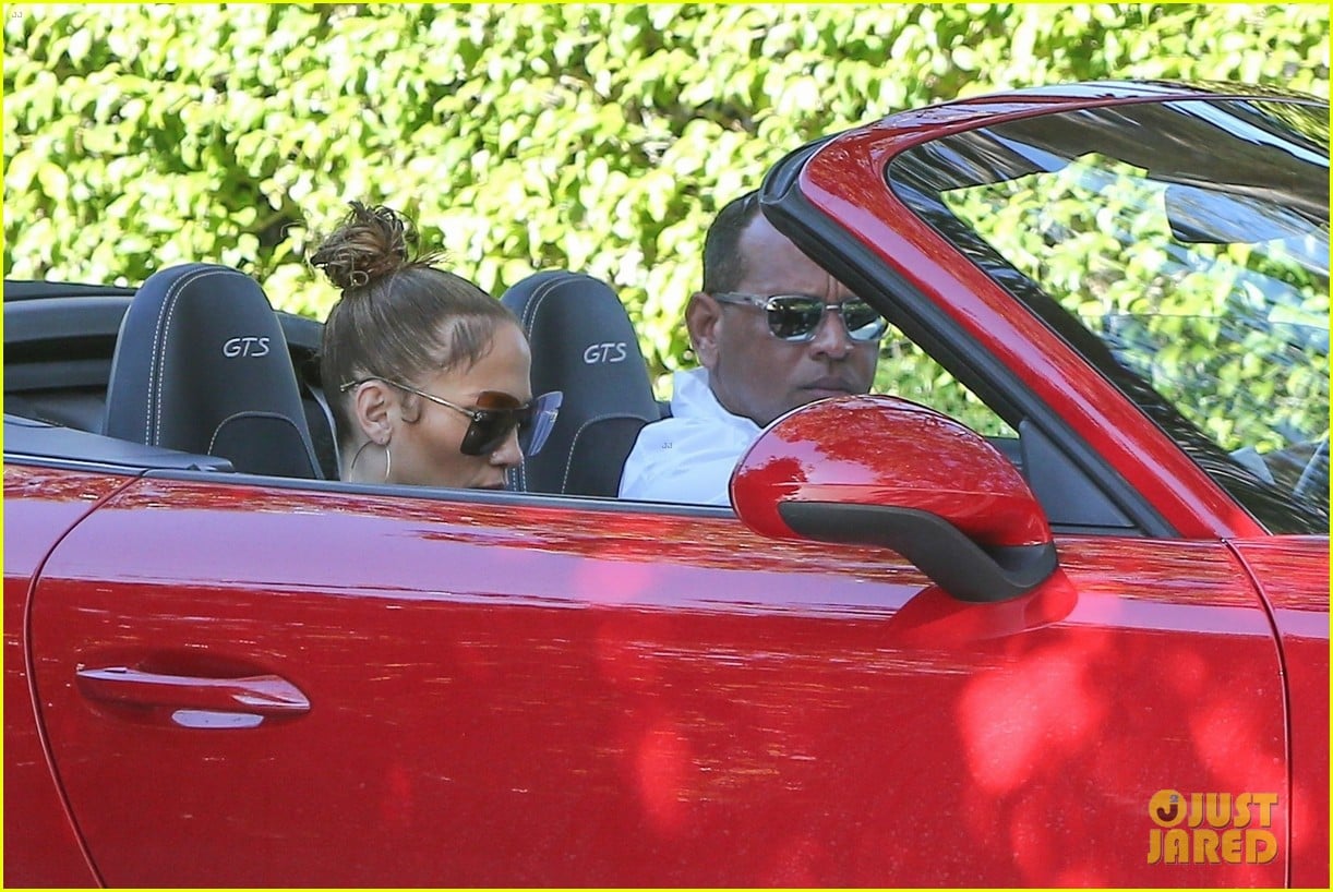 Jennifer Lopez & Alex Rodriguez Arrive at Alex's New UFC ...